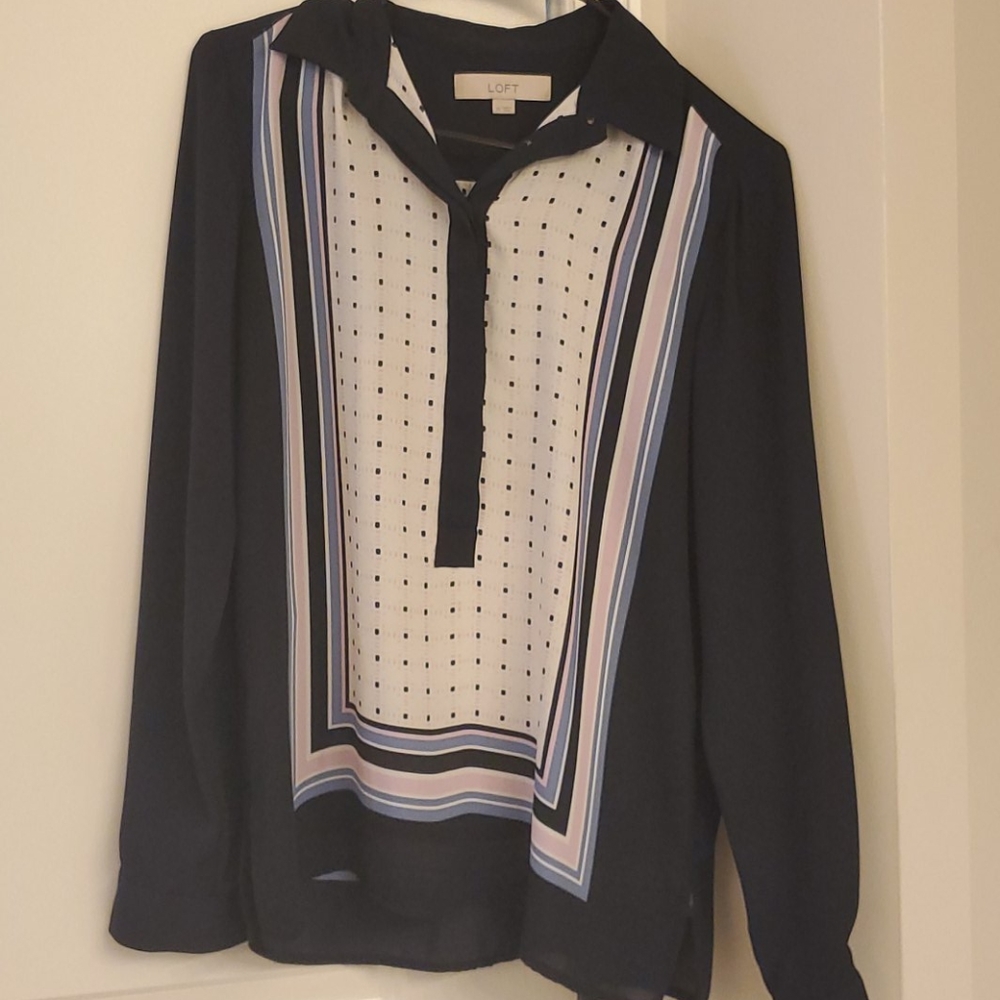 Ann Taylor LOFT Button down shirt from ( size xs)